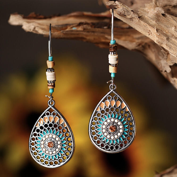 Charming Earring for Any Occasion