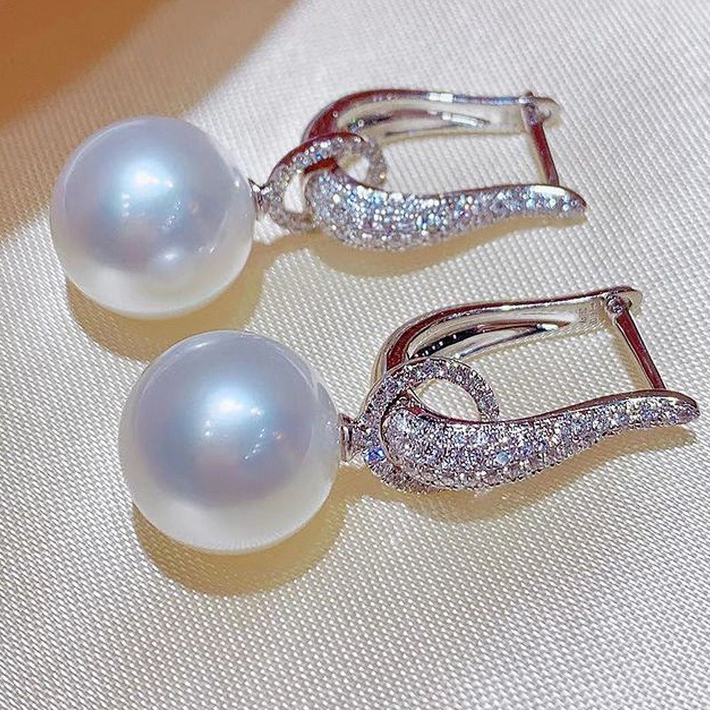 A Elegant Pearl Earring for Every Occasion