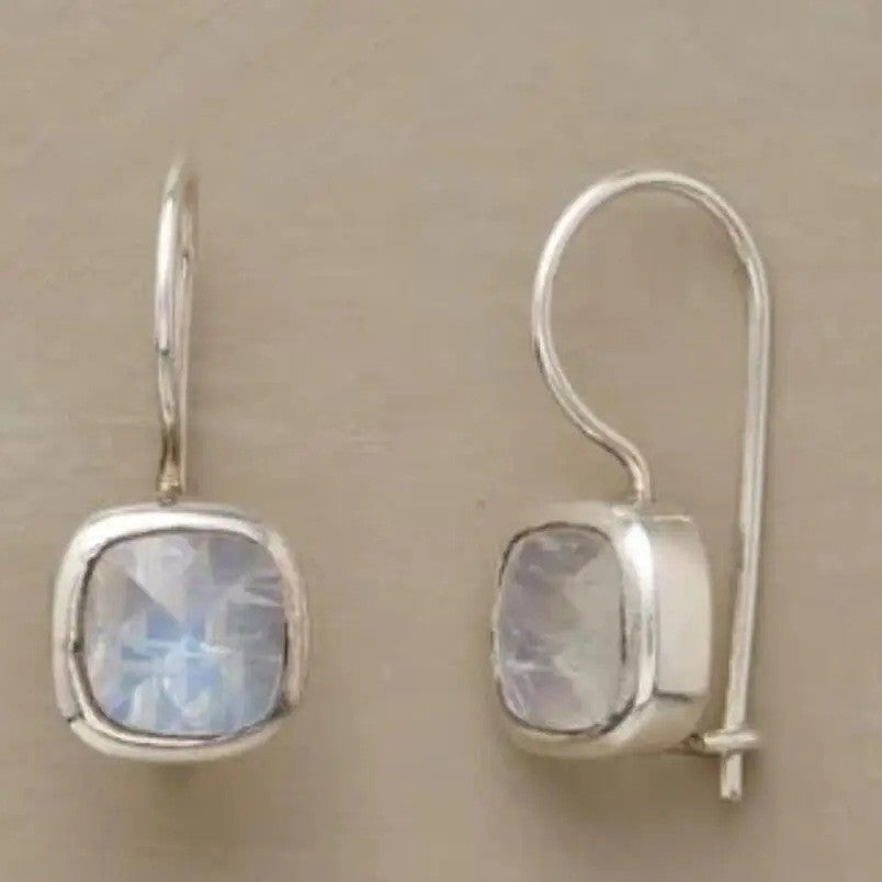 Romantic Vintage Style Earring