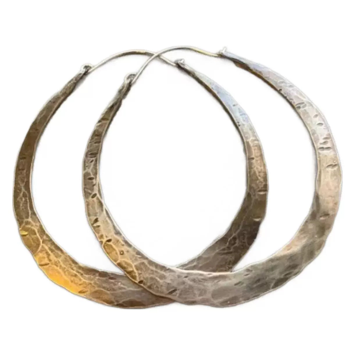 Classic Earring Crafted with Care