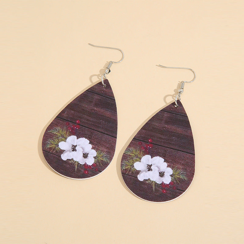 Handcrafted Earring with Timeless Charm
