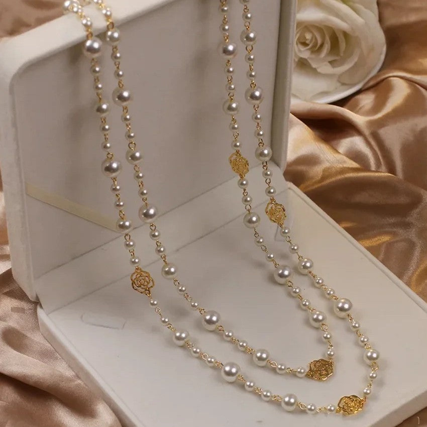 Nature-Inspired Necklace for Gentle Beauty