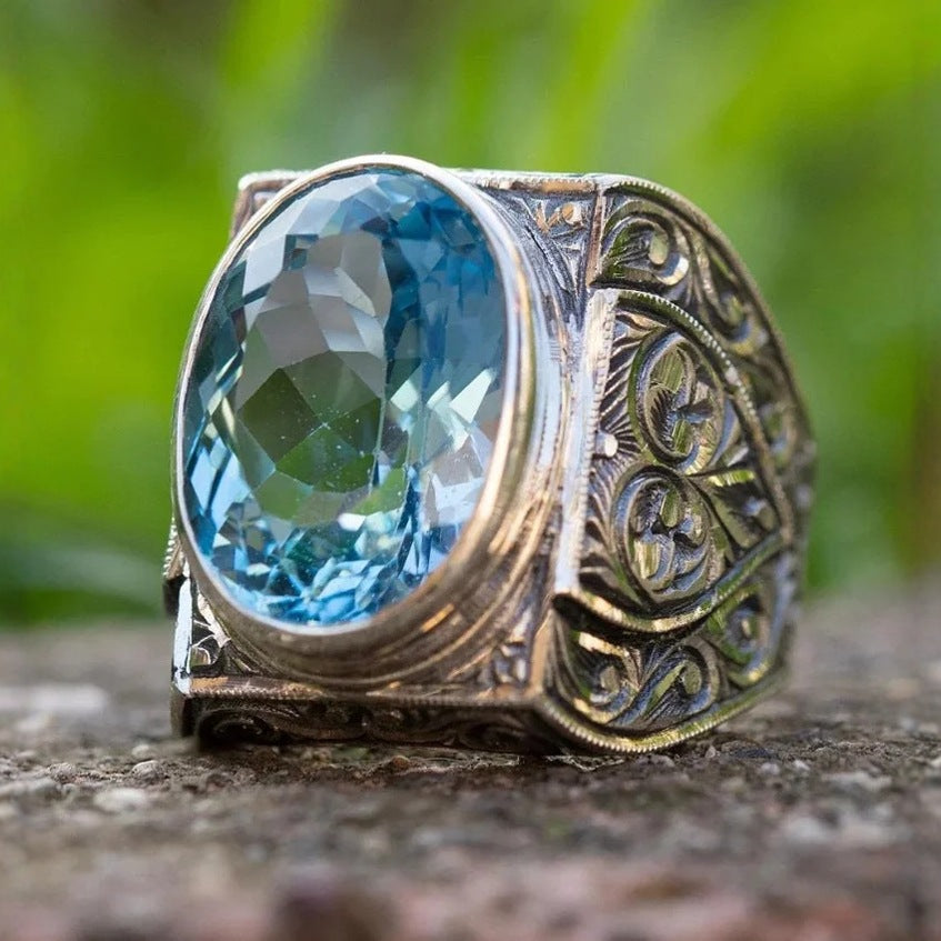 Handcrafted Ring with Timeless Charm