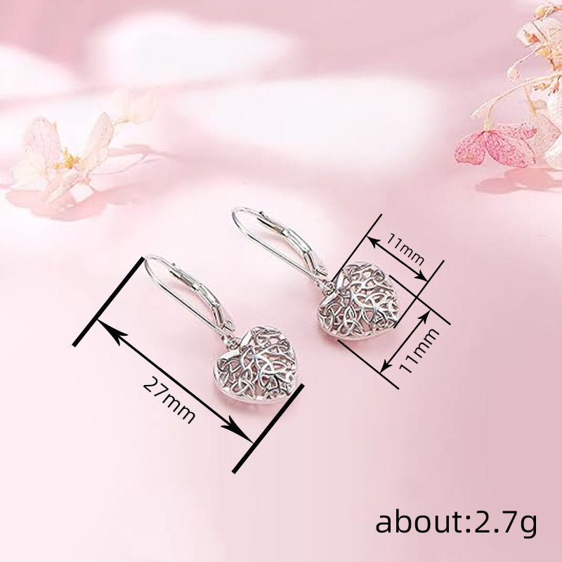 A Charming Earring for Any Occasion