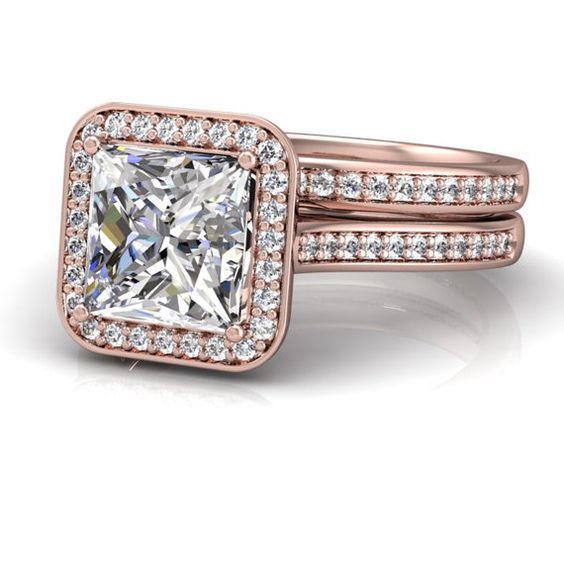 Beautiful Gold Ring with Unique Style