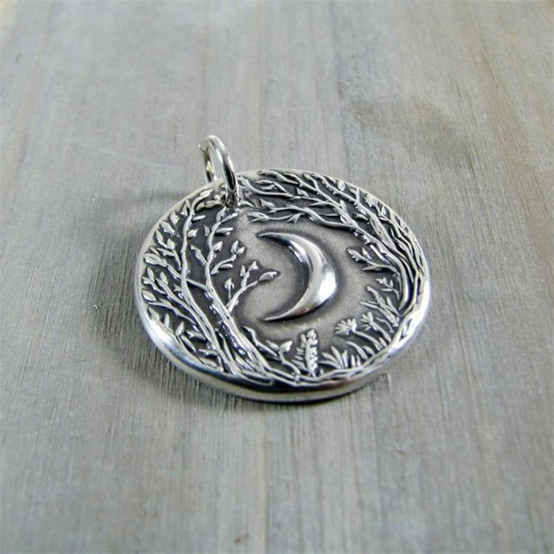 Stunning Necklace for Daily Wear