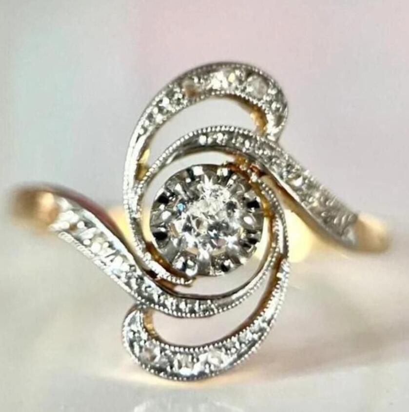 Handcrafted Ring with Timeless Charm