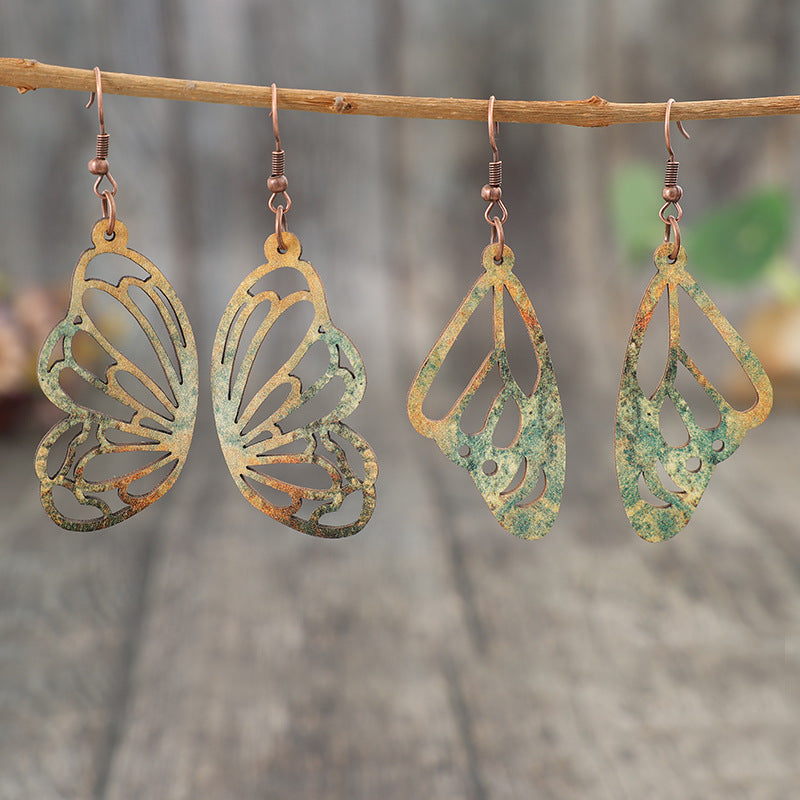 Classic Earring Crafted with Care