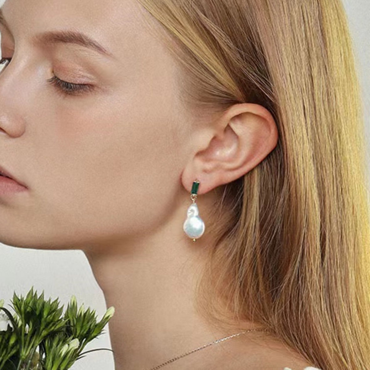 Vintage Everyday Earring