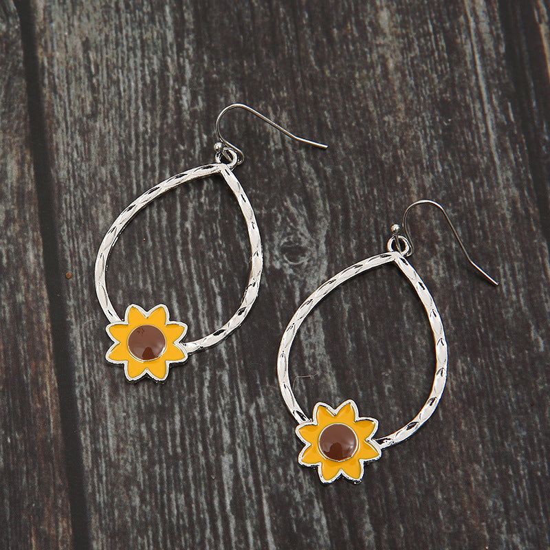 Classic Earring with Timeless Appeal