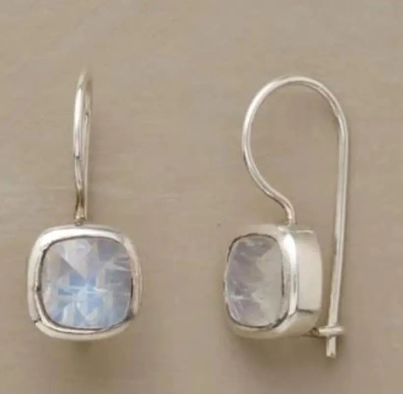 Romantic Vintage Style Earring