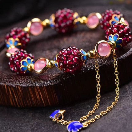 Beautiful Bracelet with Unique Style