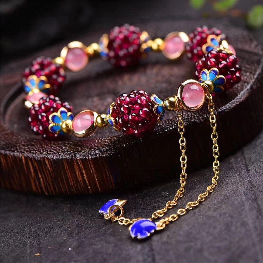 Nature-Inspired Bracelet for Gentle Beauty
