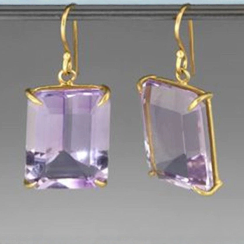 Timeless Vintage Earring