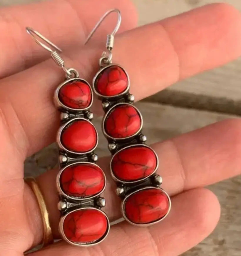 Vintage Everyday Earring