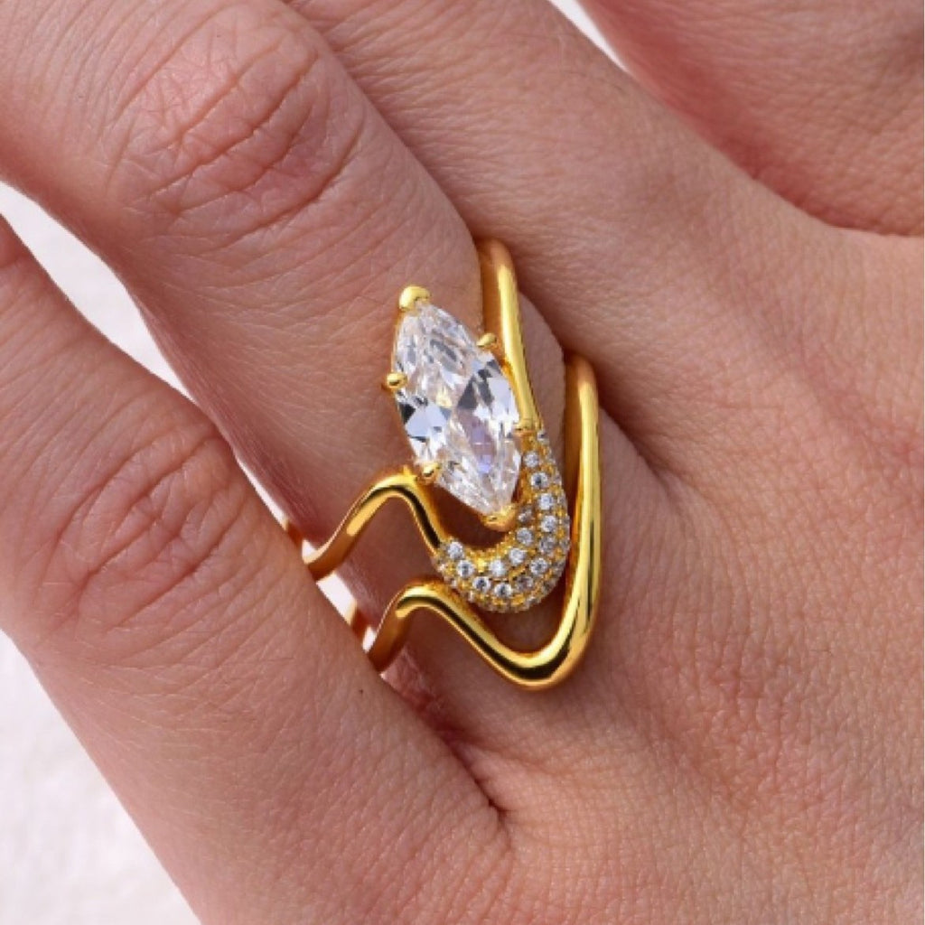 Nature-Inspired Piece for Gentle Beauty