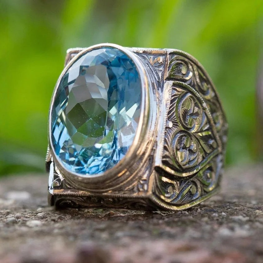 Handcrafted Ring with Timeless Charm