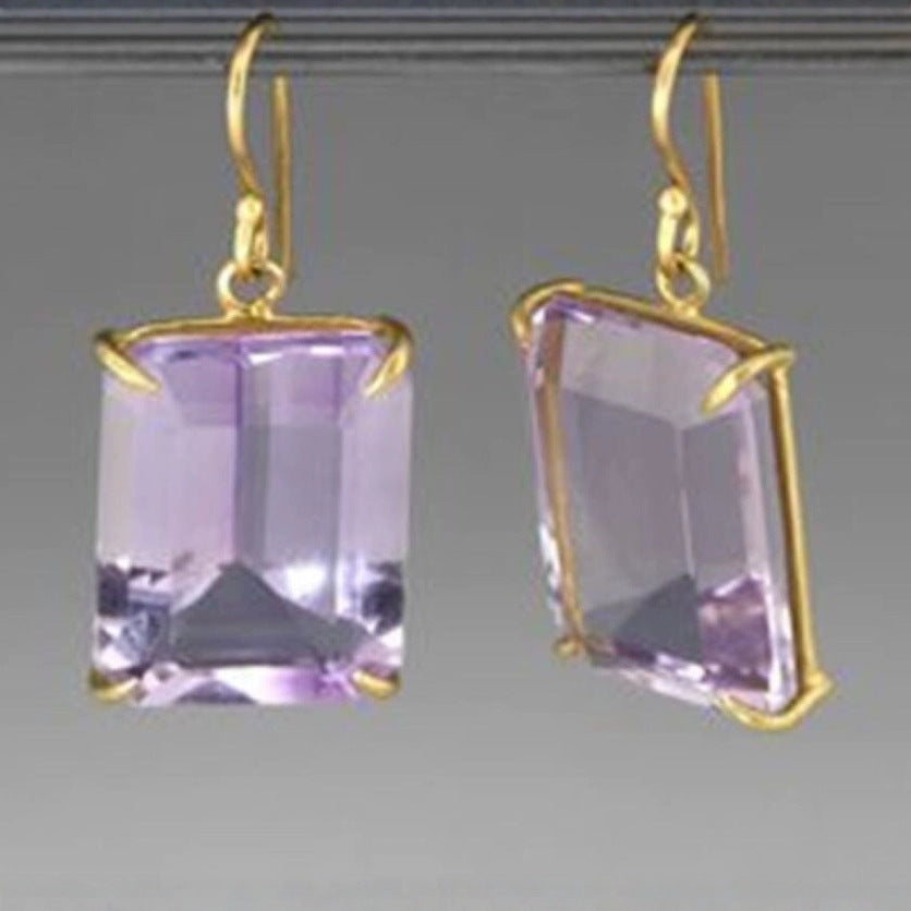 Timeless Vintage Earring