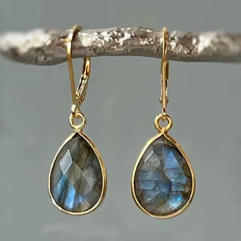 Handcrafted Earring with Timeless Charm