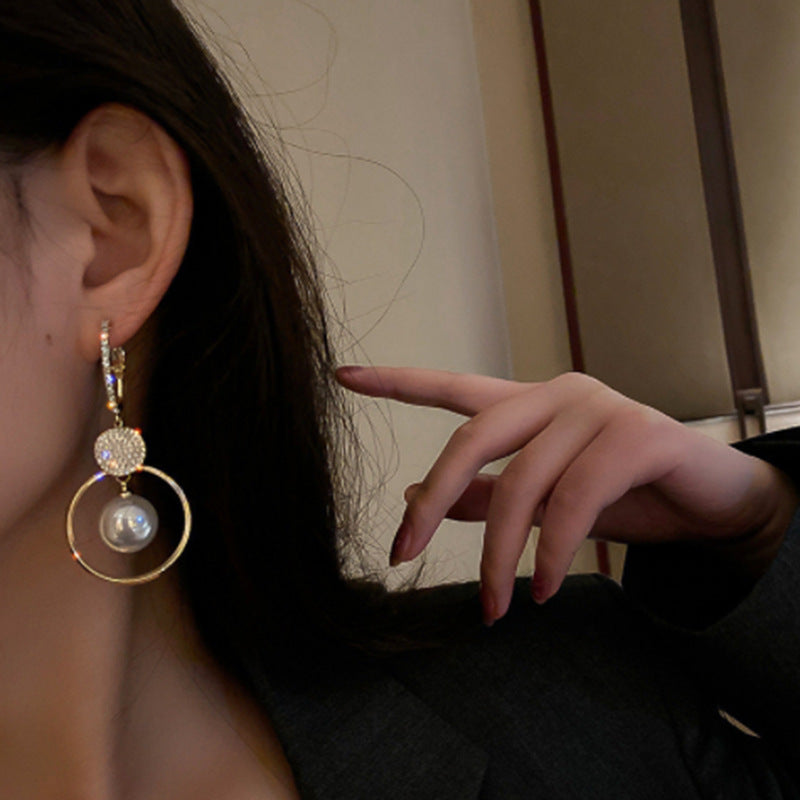 Classic Earring Crafted with Care
