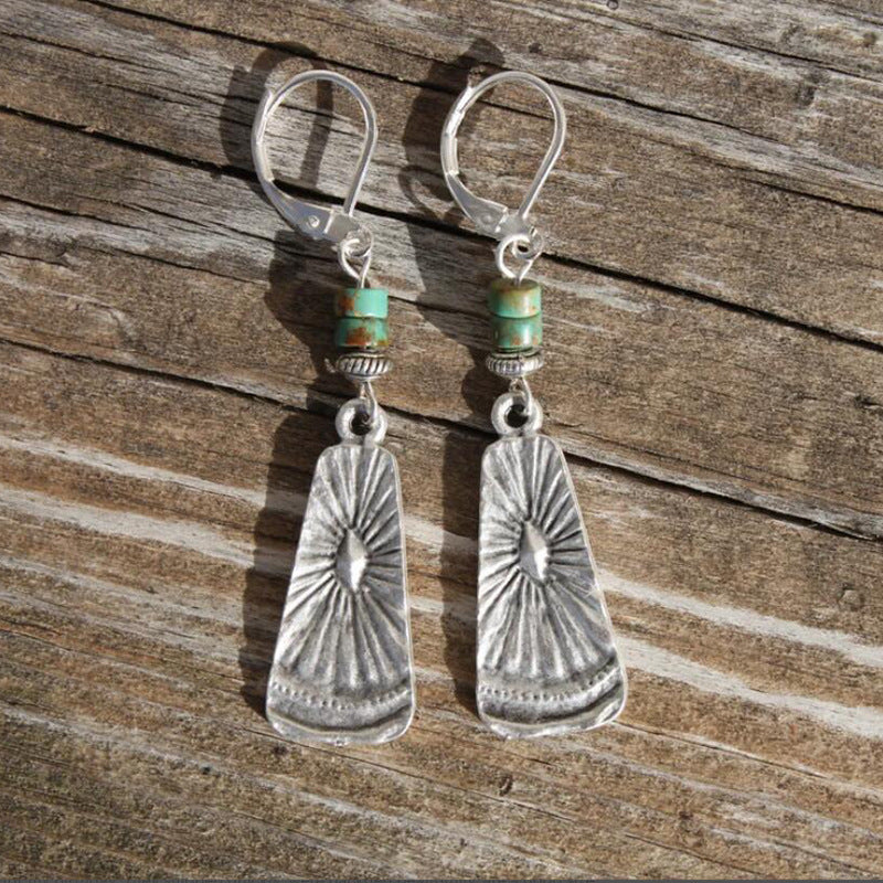 Vintage Everyday Earring