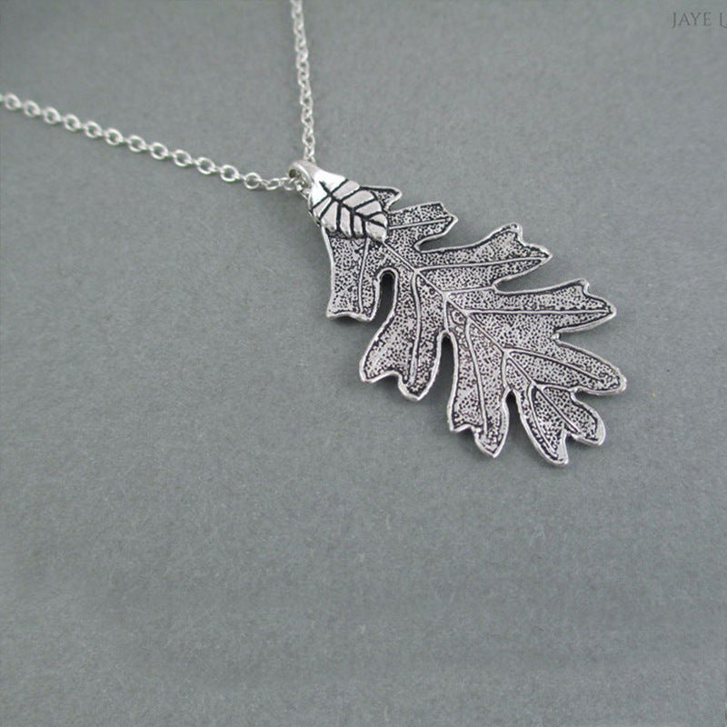 Classic Necklace for a Vintage Look