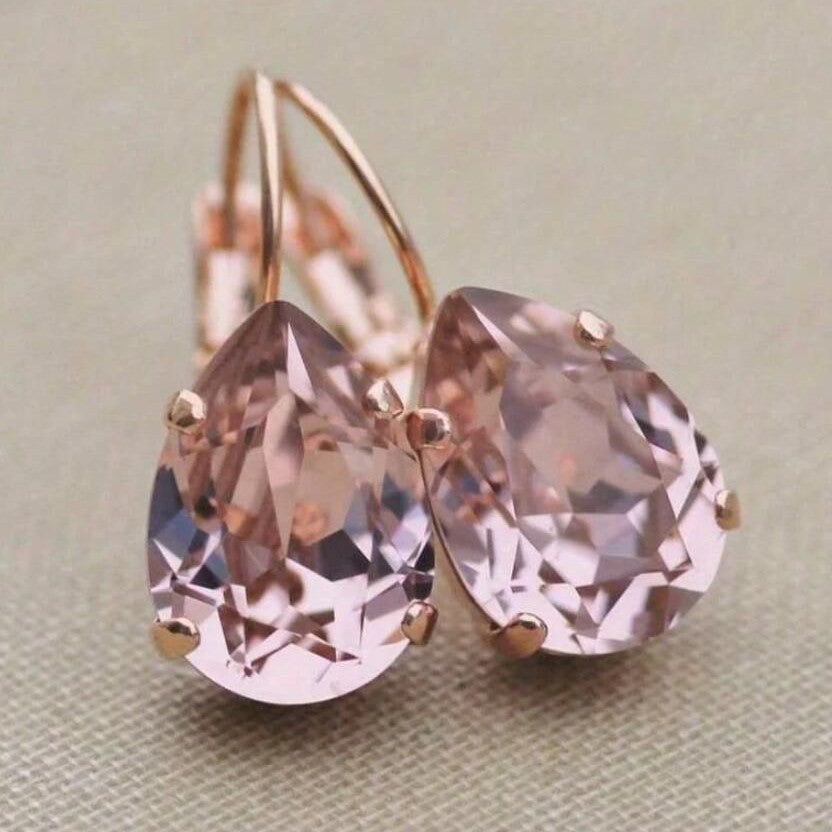 Classic Earring Crafted with Care