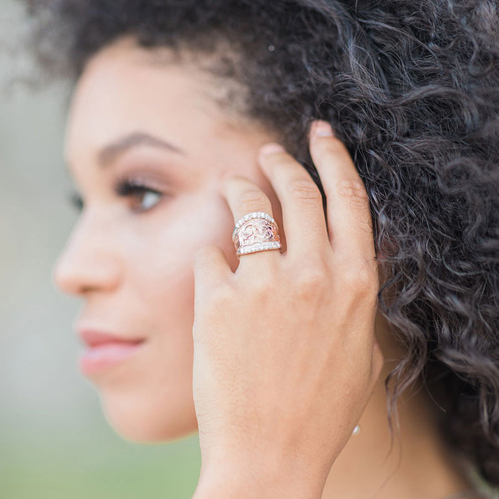 A Charming Ring for Any Occasion