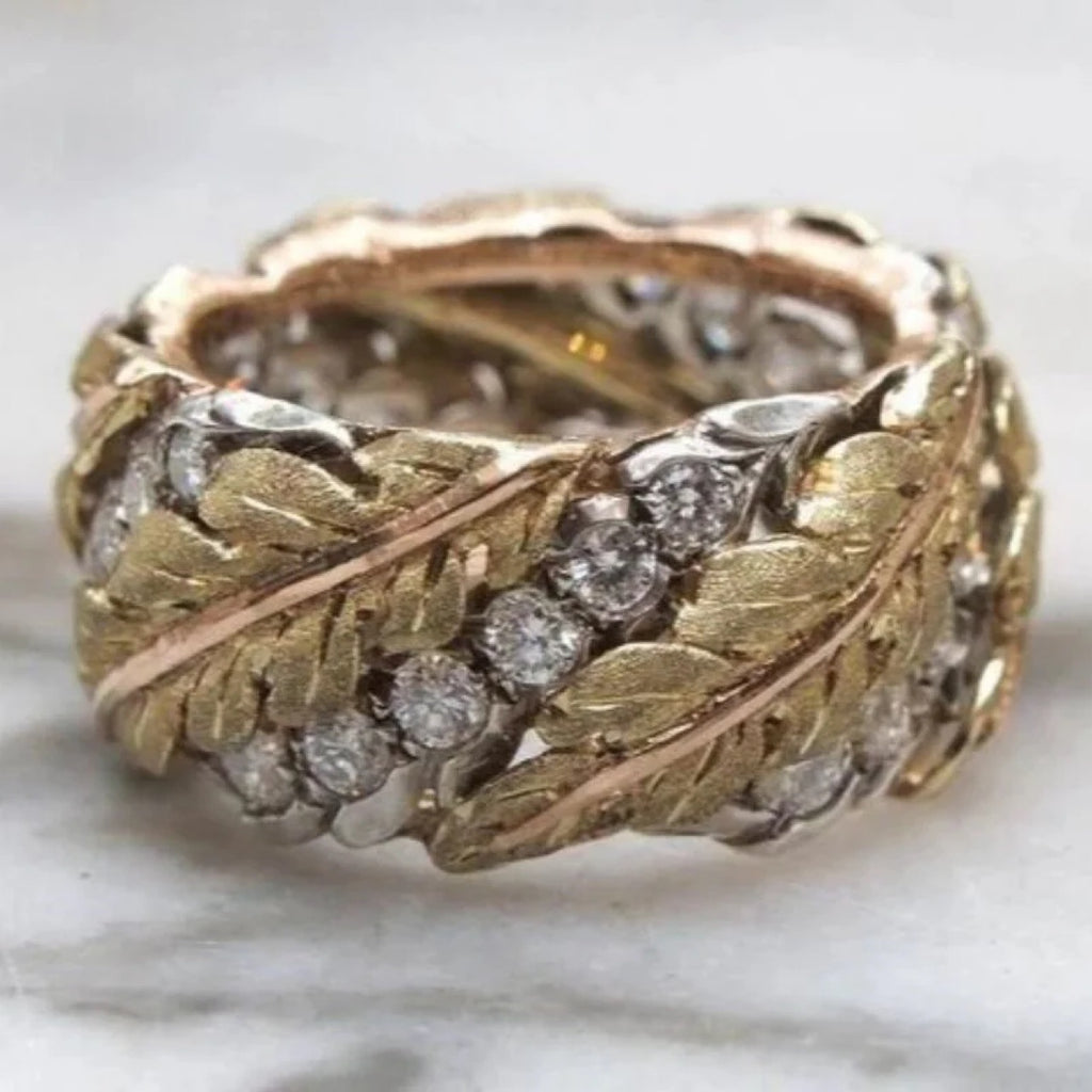 Nature-Inspired Ring for Gentle Beauty