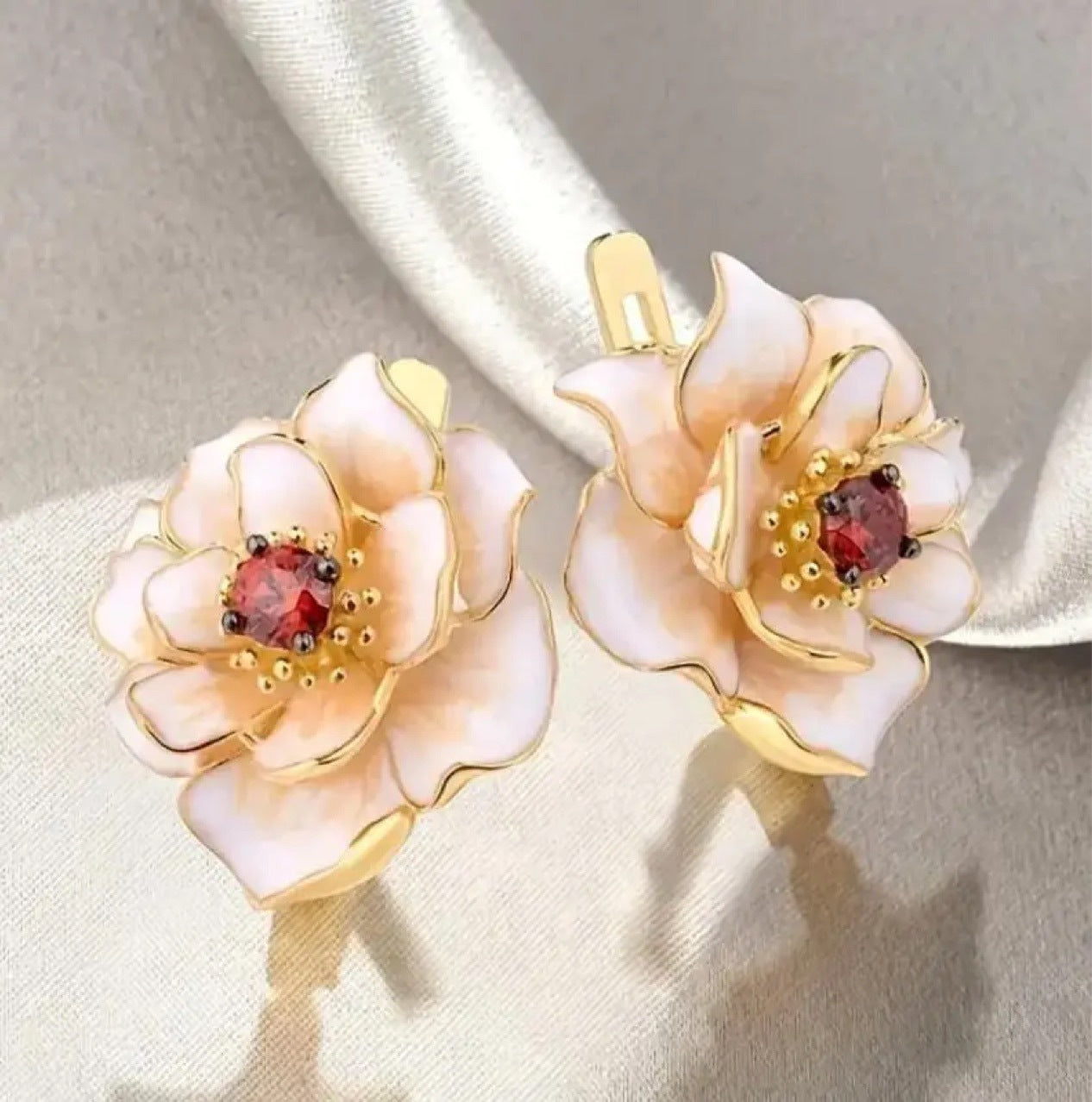 Timeless Vintage Earring