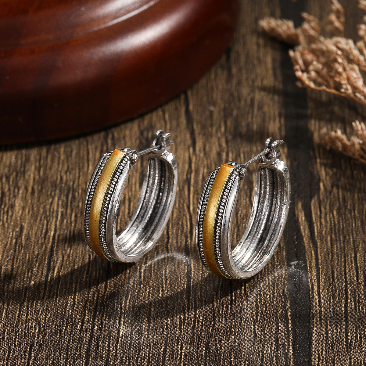 Timeless Vintage Earring