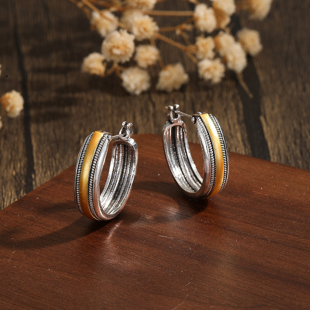 Timeless Vintage Earring