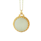 A Beautiful Gold Necklace with Unique Style