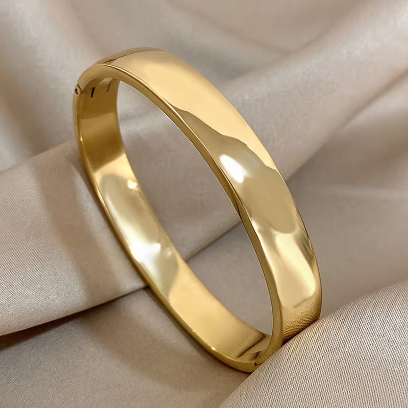 Simple Gold Bracelet